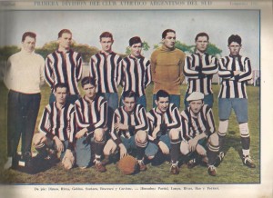 Argentino del Sud. La institución de Avellaneda disputó un triangular por no descender en 1925. La asociación quería su descenso. No se dio. Se armó flor de lío...