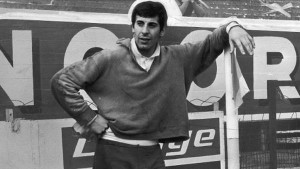 Agustín Mario Cejas. Arquero y figura. Regresó a Racing en 1977. Luego fue entrenador en 1984 y Secretario Técnico en 1999.