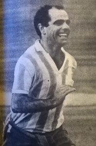 Luis Pentrelli. El veterano cerebro del Racing 1965. A comienzos del año siguiente pasó al fútbol colombiano.