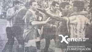 Finalizó el partido y siguieron las piñas. Argentinos y Racing se pegaron todo el partido.