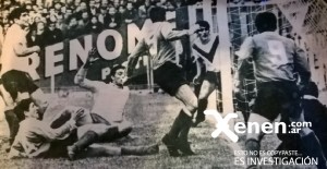 Racing buscó el triunfo con todos sus hombres. De espaldas, el Yaya. Miguel Mori no puede creer el gol que erró. En el piso, Oscar Martín. Racing y Velez igualaron 1 a 1. 