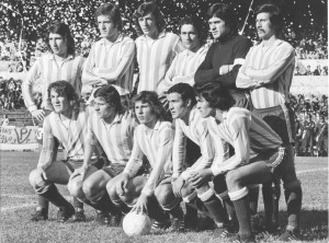 Racing 1973. Ni un atisbo del Equipo de José: Salvatierra, Fillol, Troncone, Dominguez, Garcia Sangeís, Nogera, Rivadero, Trossero, Squeo, Scotta.