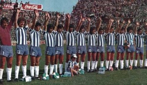 Un Talleres de Córdoba de leyenda. Finalista del Nacional 1977. Equipazo. Movió la estantería con fútbol de alto vuelo y llenos totales.