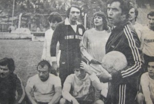 "Tenemos acceso a los mejores hoteles, buen micro, pagos al día y todas las facilidades que necesitemos", declaraba el entrenador Jorge Habbeger. En la foto, durante un entrenamiento del equipo.
