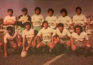 22 de abril de 1989. A un paso de otra hazaña. Empate 2 a 2 ante el puntero Lanús.