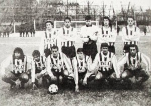10 de julio de 1993. Tribunas vacías. Estudiantes, con juveniles, y el debut de Juan Sebastián Verón. Derrota 1 a 0 ante Rosario Central. 