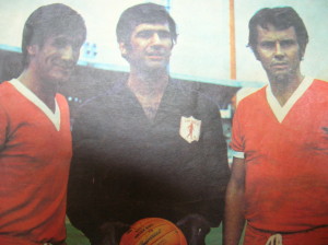 Año 1972. Junto a Cruz y Toriani vistiendo la camiseta de América de Cali.