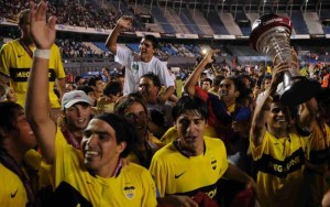 Boca Juniors se consagró campeón Apertura 2008 en un triangular final.