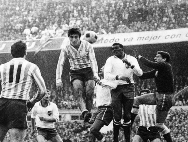 panadero-Diaz-en-final-1967-2-650x490