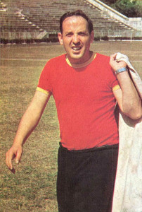 Osvaldo Zubeldía fue fundamental para que Estudiantes lograra el título.